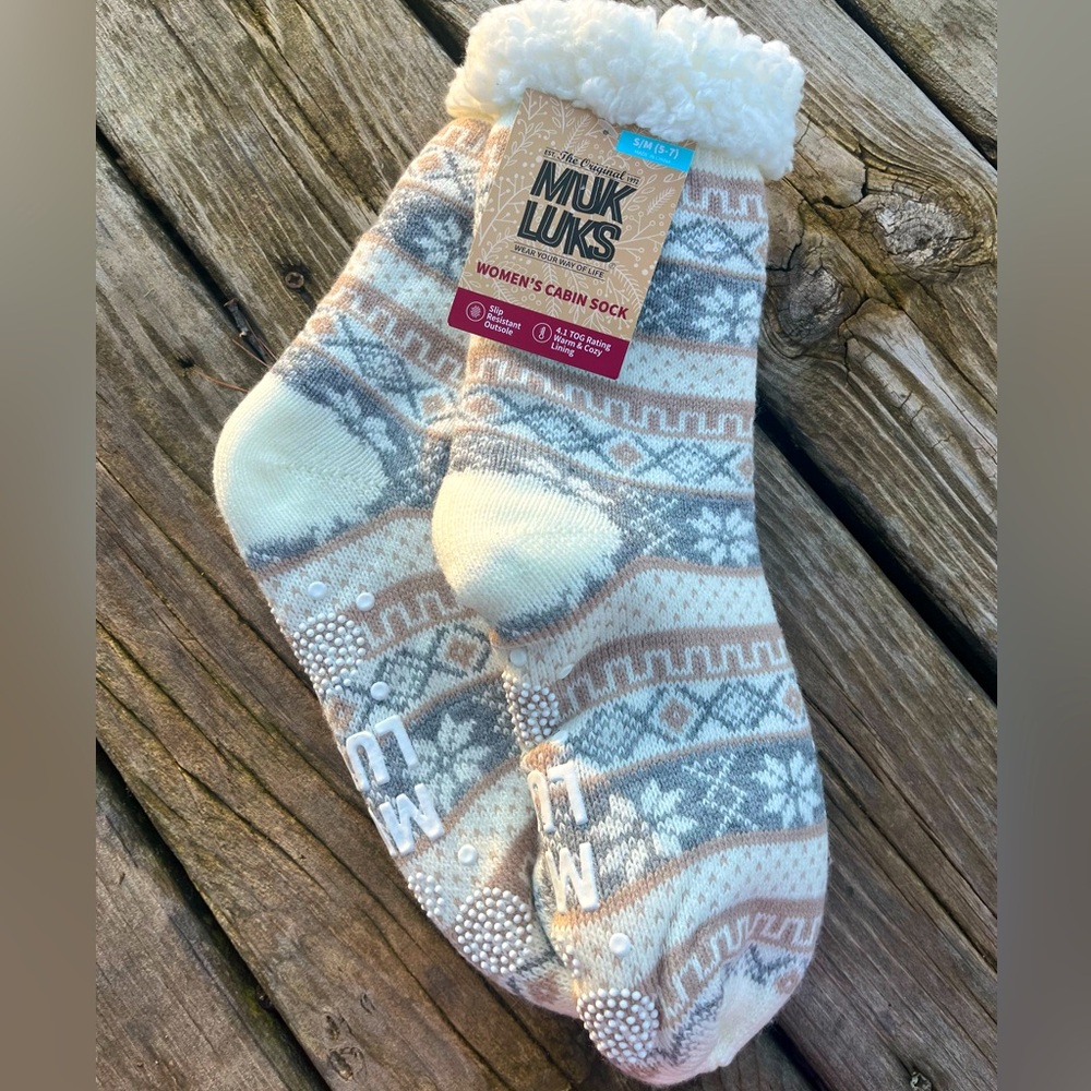 Muk Luks Women's Cabin Socks Slipper Socks Non-Slip Warm Fleece Slippers